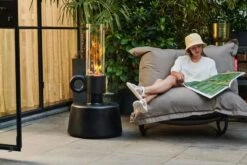 Fatboy Flamtastique XL öljylamppu Ulkokäyttöön, Antrasiitti 13 Fatboy Flamtastique XL öljylamppu Ulkokäyttöön, Antrasiitti -EMI Sisustus Kauppa 08 FATBOY FlamtastiqueRock nRollOriginal Outdoor Moodpicture