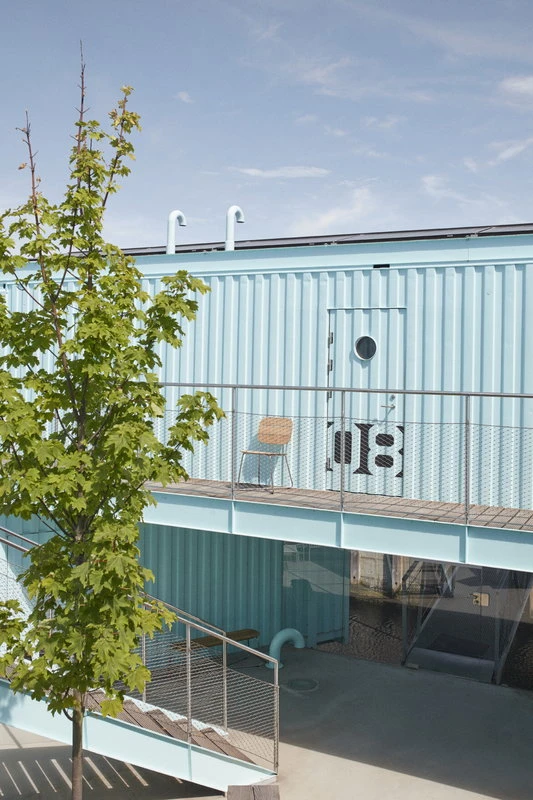 Skagerak Lilium Tuoli, Tiikki - Ruostumaton Teräs 8 Skagerak Lilium Tuoli, Tiikki - Ruostumaton Teräs - Image 6