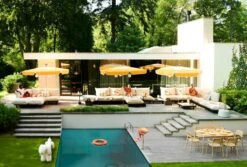 Fatboy Sunshady Aurinkovarjo, 300 Cm, Sunbeam -EMI Sisustus Kauppa 16 FATBOY Paletti Extra LARGE Moodpicture AH WITH MODEL 029 C01frikandel