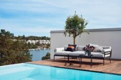 Skargaarden Anholt Sohva 11 Skargaarden Anholt Sohva -EMI Sisustus Kauppa ANHOLT SOFA LOUNGE CHAIR SALTO LOUNGE TABLE 4