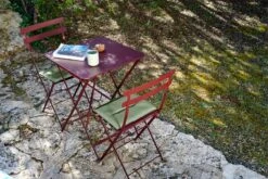 Fermob Bistro Metal Tuoli, 2 Kpl, Black Cherry -EMI Sisustus Kauppa BISTRO CERISE NOIRE BASICS GORDES BCJ23 SEBASTIEN EROME