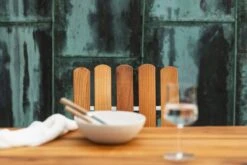 Grythyttan Stålmöbler Nojatuoli A2, Galvanoitu Teräs - Tiikki 12 Grythyttan Stålmöbler Nojatuoli A2, Galvanoitu Teräs - Tiikki -EMI Sisustus Kauppa Grythyttan A2 teak