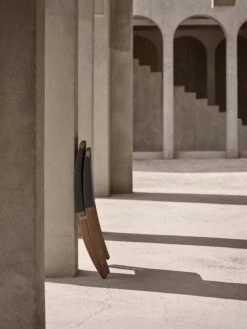 Carl Hansen & Søn MG501 Cuba Outdoor Tuoli, Tiikki - Charcoal 1402 -EMI Sisustus Kauppa MG501 teak oil anthracite folded