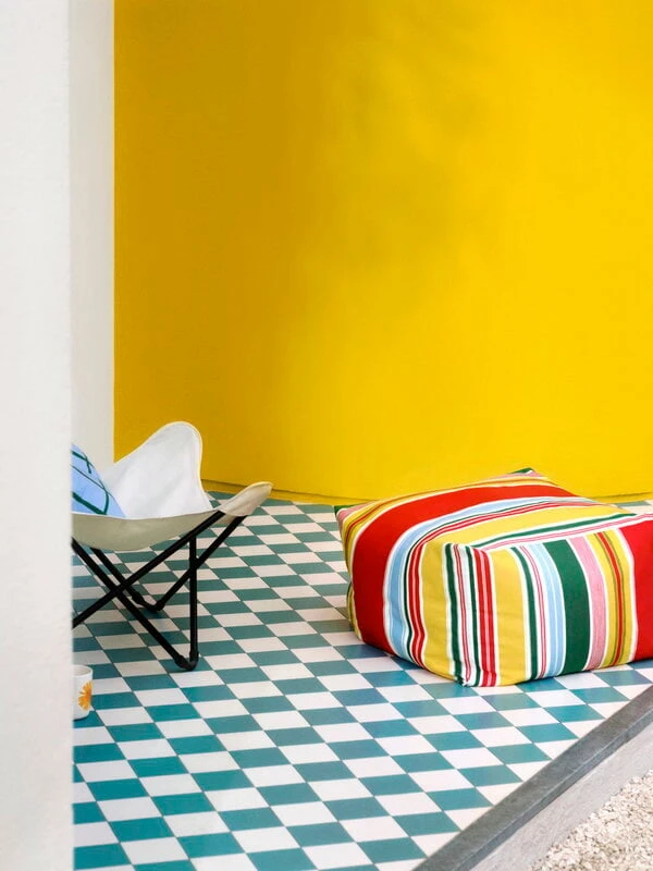 Marimekko Paraati Puffi Istuintyyny, Valkoinen - Moniväri 5 Marimekko Paraati Puffi Istuintyyny, Valkoinen - Moniväri - Image 3