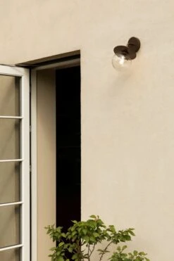 Nuura Liila Outdoor Seinävalaisin, Tumma Pronssi - Kirkas 12 Nuura Liila Outdoor Seinävalaisin, Tumma Pronssi - Kirkas -EMI Sisustus Kauppa NUURA outdoor2971