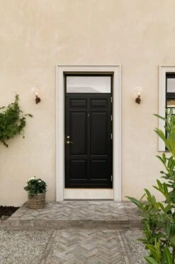 Nuura Miira Outdoor Seinävalaisin, Tumma Pronssi - Kirkas 11 Nuura Miira Outdoor Seinävalaisin, Tumma Pronssi - Kirkas -EMI Sisustus Kauppa NUURA outdoor3299