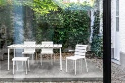 Valerie_objects Aligned Sivupöytä/jakkara, Luonnonvalkoinen -EMI Sisustus Kauppa VO21 MAARTENBAAS ALIGNED OUTDOOR 6