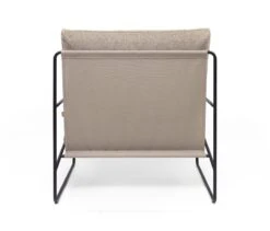 Ferm LIVING Desert Nojatuoli, Musta - Tumma Hiekka Dolce 11 Ferm LIVING Desert Nojatuoli, Musta - Tumma Hiekka Dolce -EMI Sisustus Kauppa fermLIVING SS22 DesertSofa 1seater BlackDarkSand 1104265433 pack 3