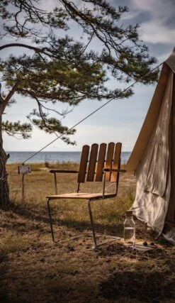 Grythyttan Stålmöbler Nojatuoli A2, Galvanoitu Teräs - Tiikki 11 Grythyttan Stålmöbler Nojatuoli A2, Galvanoitu Teräs - Tiikki -EMI Sisustus Kauppa klassiker teak 282 2